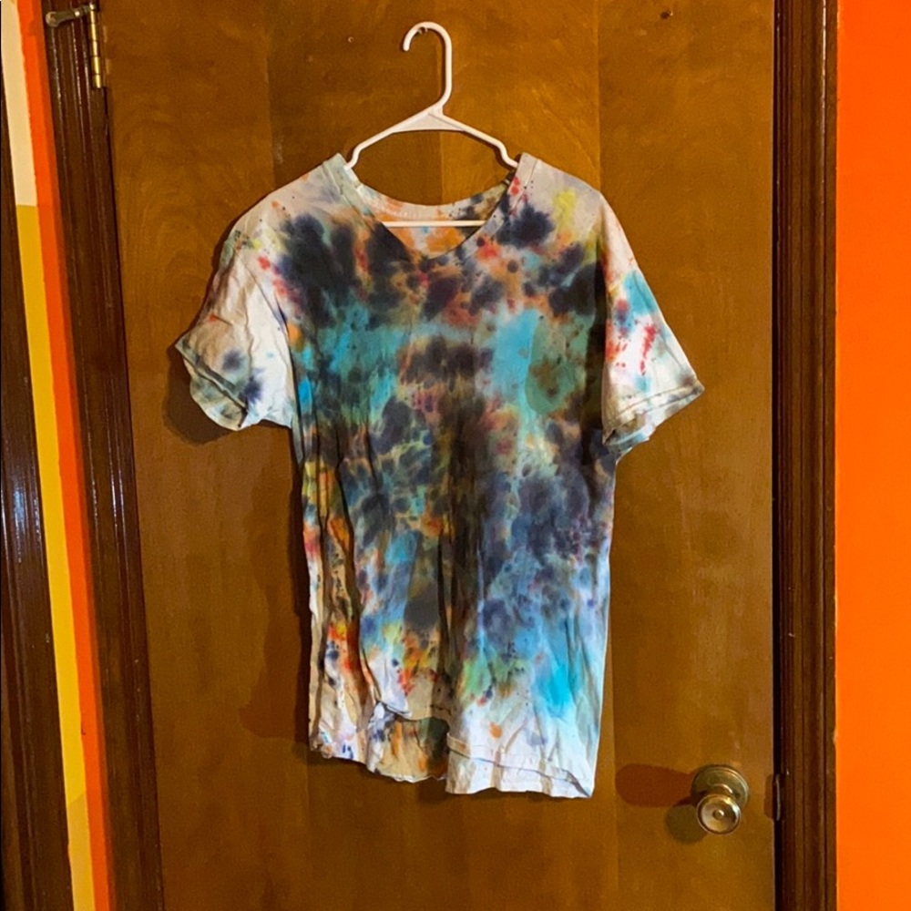 Tie dye v-neck shirt